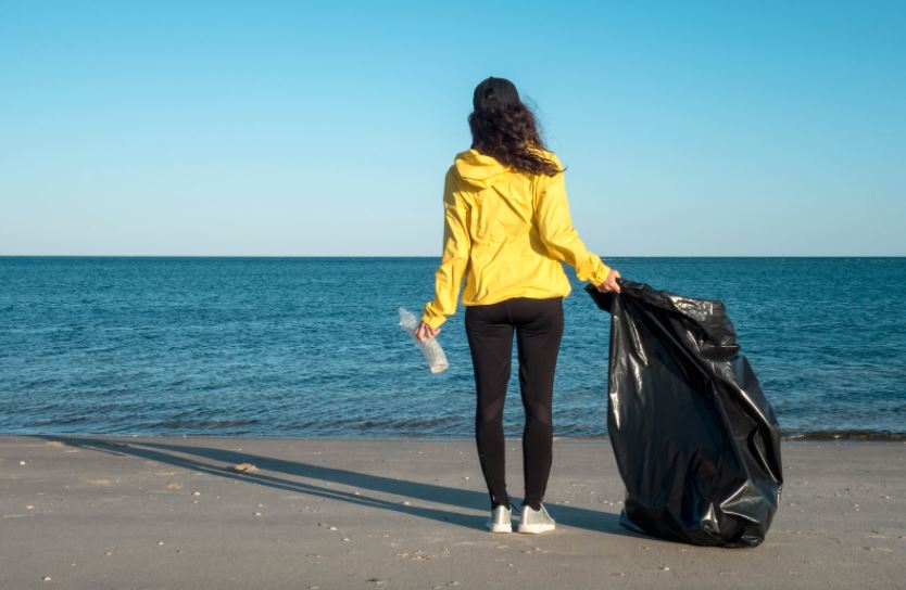 Curb Plastic Pollution with Natural Haircare